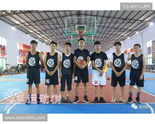 成都篮球队在杯赛积分榜上以55分稳居第一名展现强劲实力