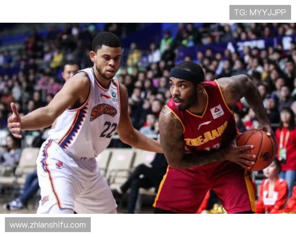 重庆篮球队以73分领跑洲际杯积分榜展现强大实力